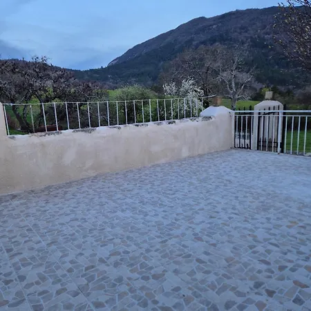 Holiday home Des Sonnailles *